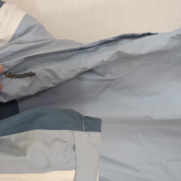 The North Face HyVent Hooded Lightweight Jacket Blue White Size Medium - Picture 12 of 16